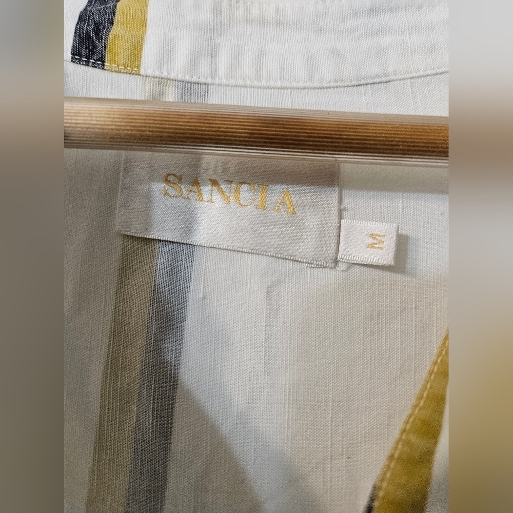 SANCIA LINEN BLEN BLOUSE - Picture 2 of 5